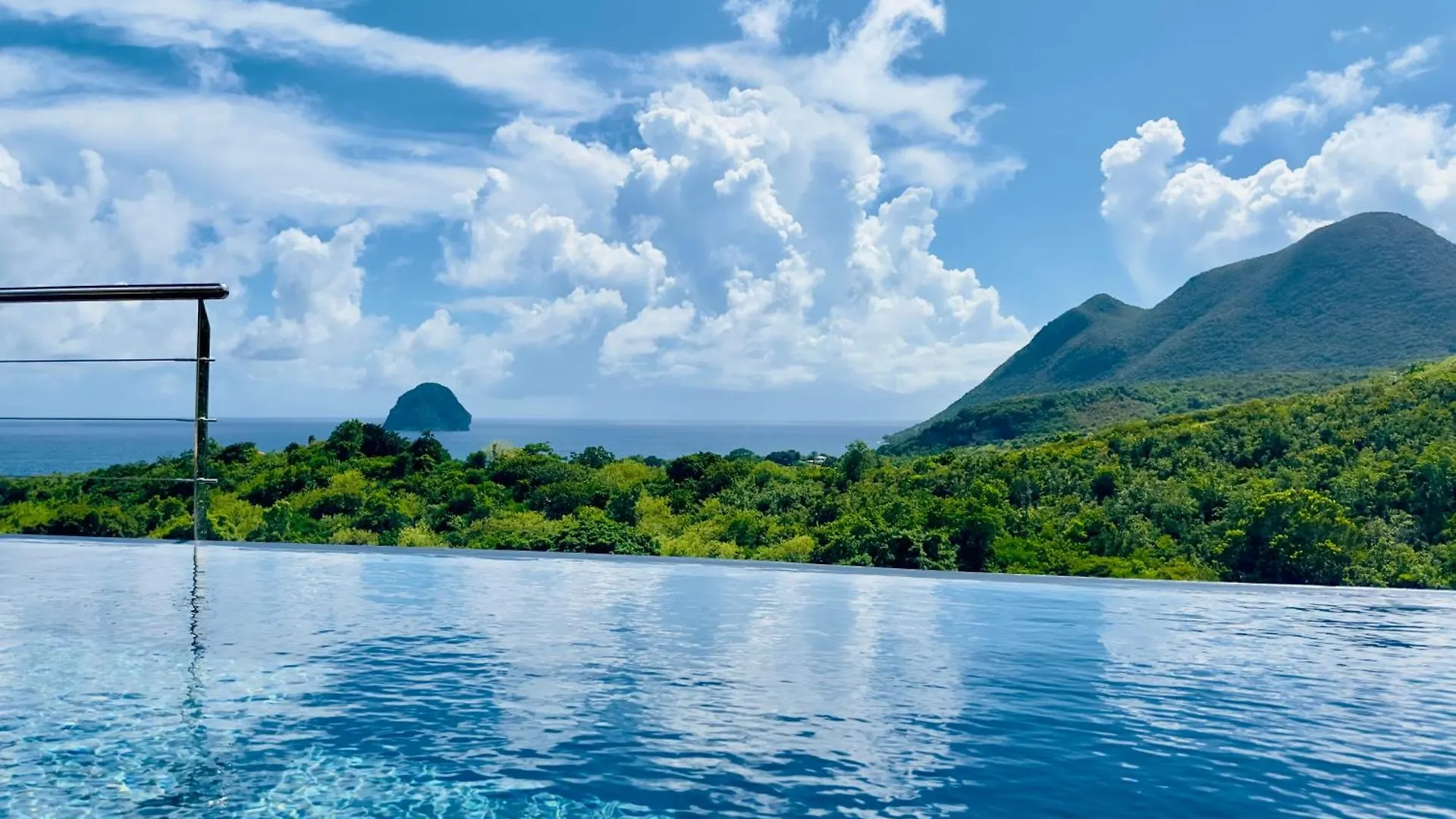 Villa Sky 4 Chambres - Vue Sur Le Diamant Morne Blanc