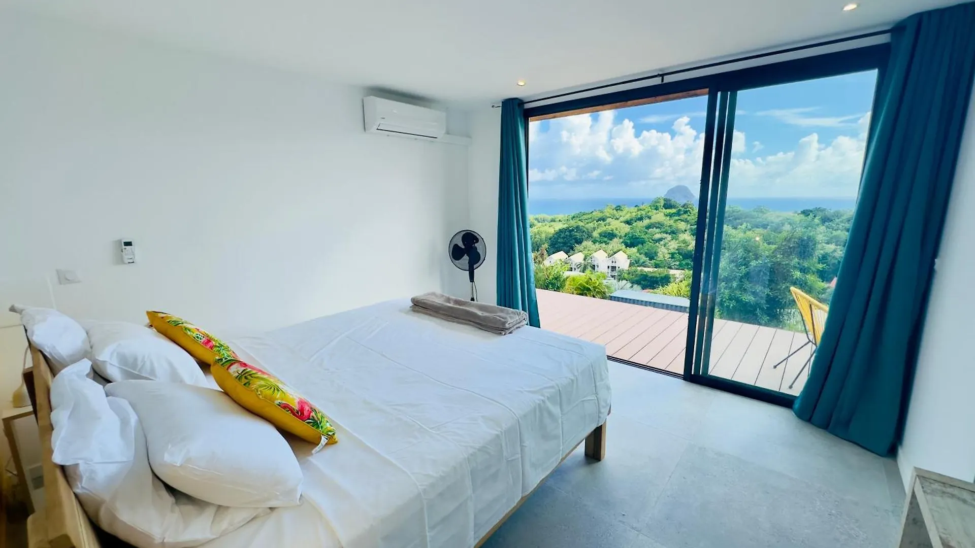 Villa Sky 4 Chambres - Vue Sur Le Diamant Morne Blanc
